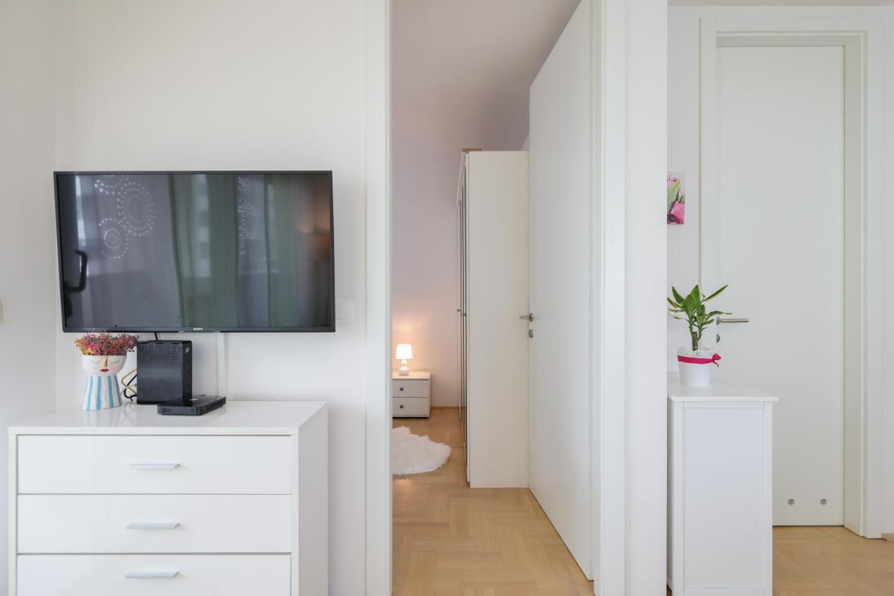 Cozy Niko Apartment - Private Parking And Balcony Zadar Exterior foto